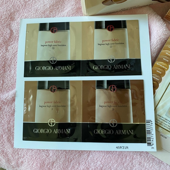 Foundation Sample Kit - Picture 2 of 5